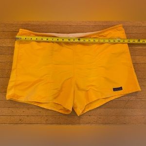 Patagonia Baggies - size XL